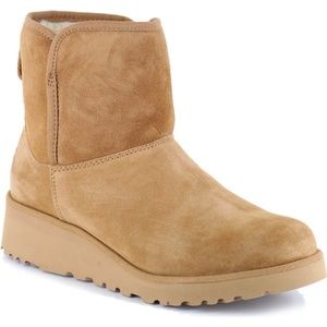 Kristin Ugg Boots in Chestnut